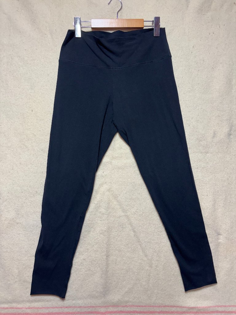 Aritzia Black High Rise Leggings Women's Large Athletic Yoga Workout Pants